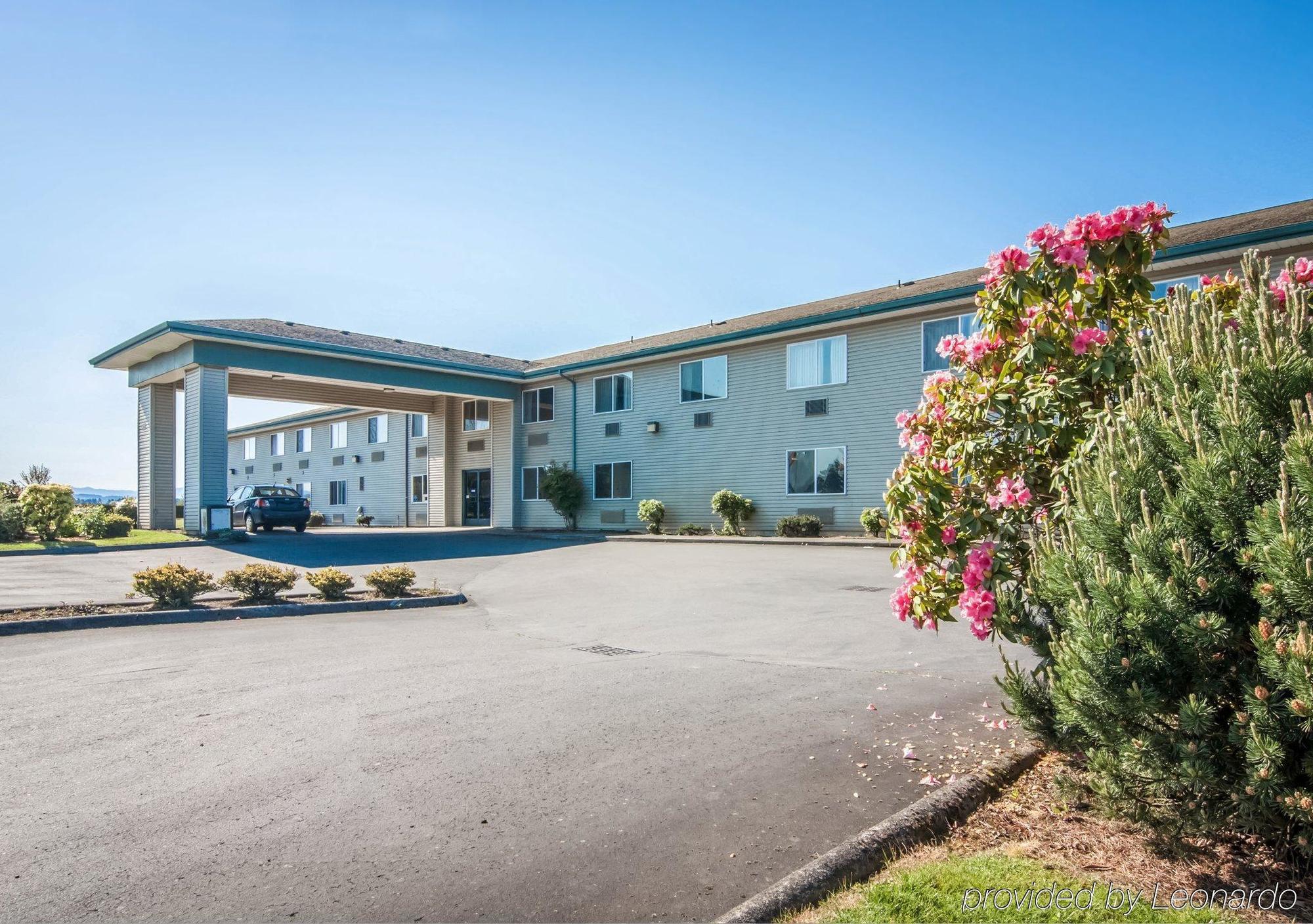 Bridgeway Inn & Suites Sublimity Exterior photo